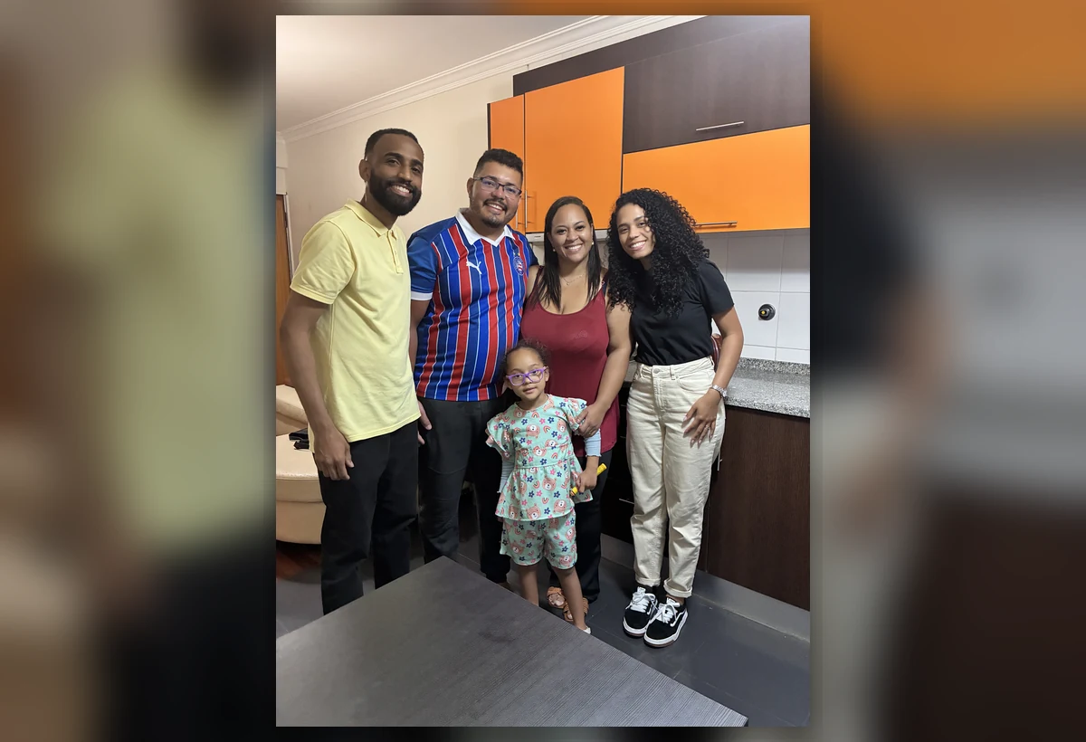 Felipe e Valéria com a família em Braga